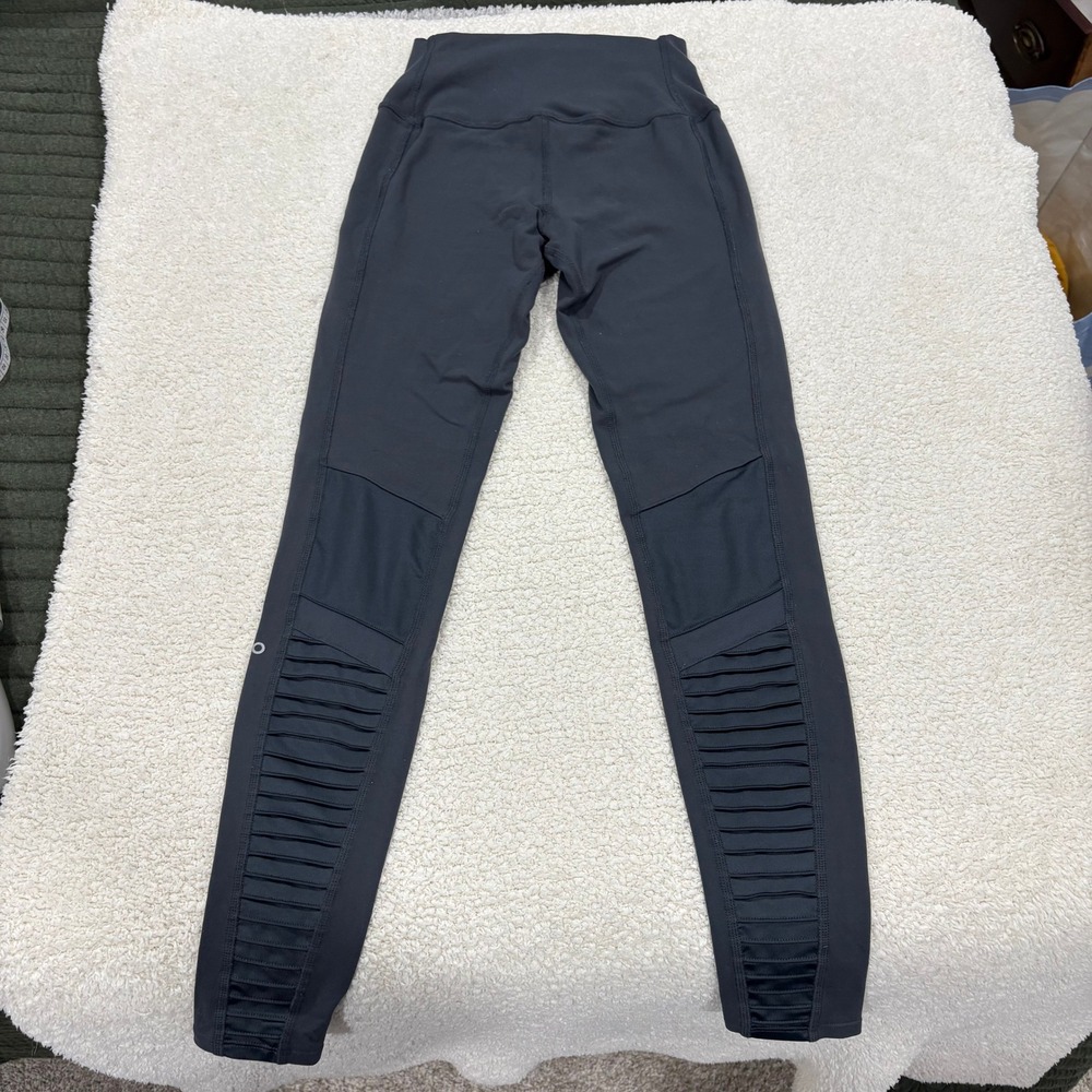 Alo Yoga High Waist Moto Legging Size XS Anthracite Grey Paneled Stretch - Picture 2 of 6